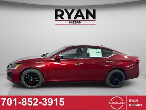 New 2025 Nissan Altima 2.5 SV w/ SV Special Edition Package image 9