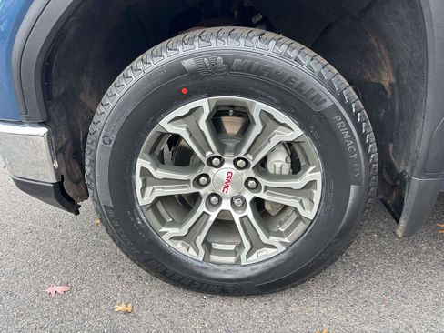 Used 2024 GMC Sierra 1500 SLT image 32