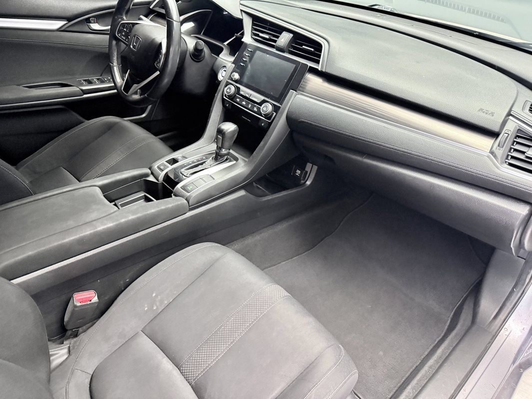 Used 2019 Honda Civic EX image 11