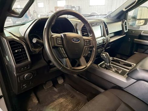 Used 2018 Ford F150 XLT w/ Equipment Group 302A Luxury image 8