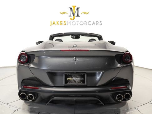 Used 2020 Ferrari Portofino RWD image 9