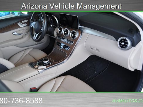 Used 2019 Mercedes-Benz C 300 Sedan image 20