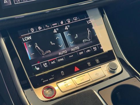 New 2026 Audi RS Q8 performance image 33