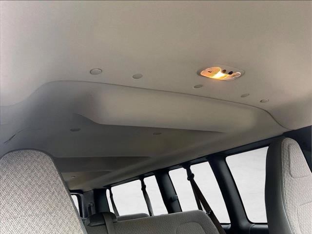 Used 2018 Chevrolet Express 3500 LT w/ LT Preferred Equipment Group RWD image 17