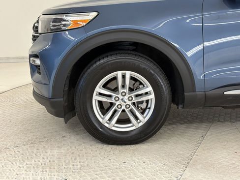 Certified 2020 Ford Explorer XLT w/ Equipment Group 202A AWD/4WD image 13