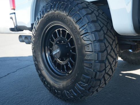 Used 2024 Ford F250 Lariat image 8