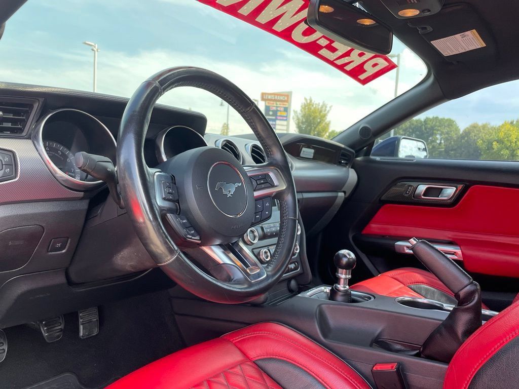 Used 2019 Ford Mustang GT RWD image 9