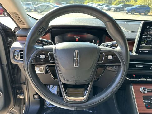 Used 2024 Lincoln Aviator Reserve AWD/4WD image 15