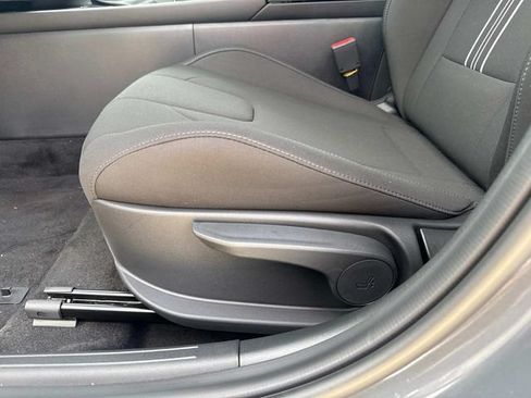 New 2026 Hyundai Elantra SEL FWD image 20