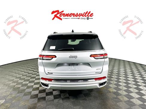 New 2025 Jeep Grand Cherokee L Overland w/ Luxury Tech Group IV image 6