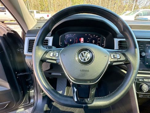 Used 2019 Volkswagen Atlas SEL image 18