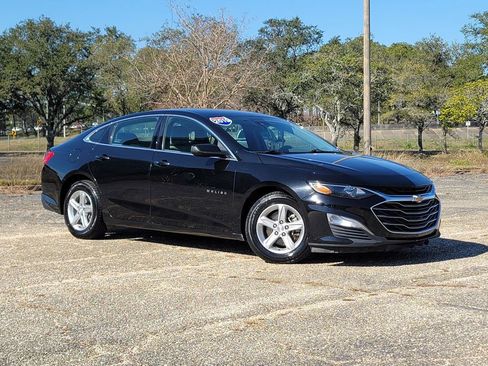 Used 2019 Chevrolet Malibu LS w/ Driver Confidence Package II image 1