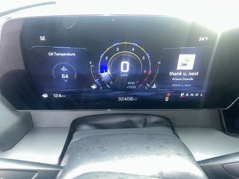 Used 2025 Chevrolet Traverse LT image 19