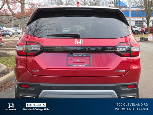 New 2025 Honda Pilot Touring image 27