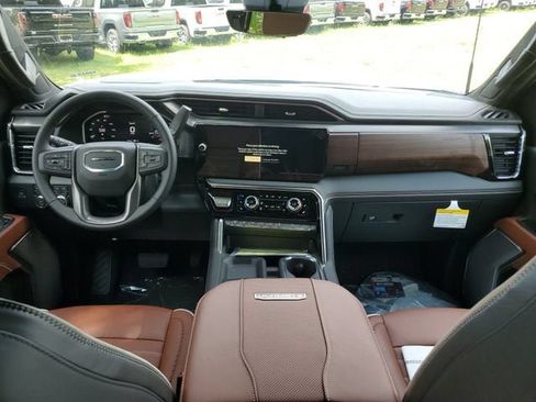 New 2026 GMC Sierra 3500 Denali Ultimate AWD/4WD image 13