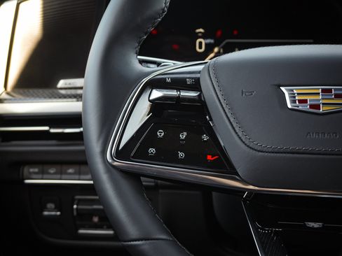 Used 2025 Cadillac Escalade V image 20