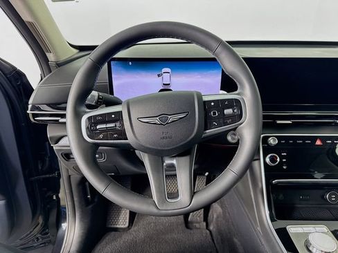 Used 2025 Genesis GV80 2.5T Standard AWD/4WD image 12