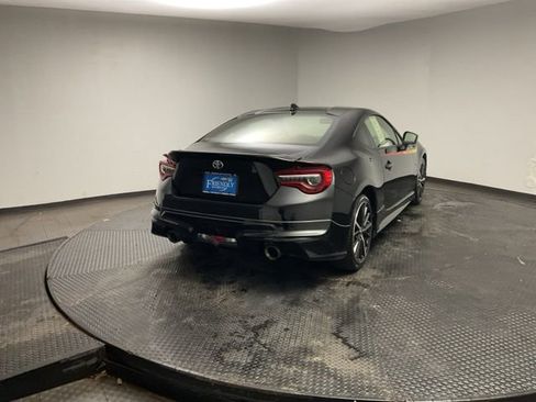 Used 2019 Toyota 86 TRD SE image 8