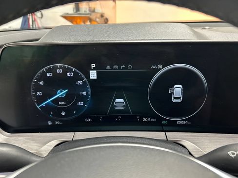 Used 2024 Kia Telluride SX X-Line AWD/4WD image 16