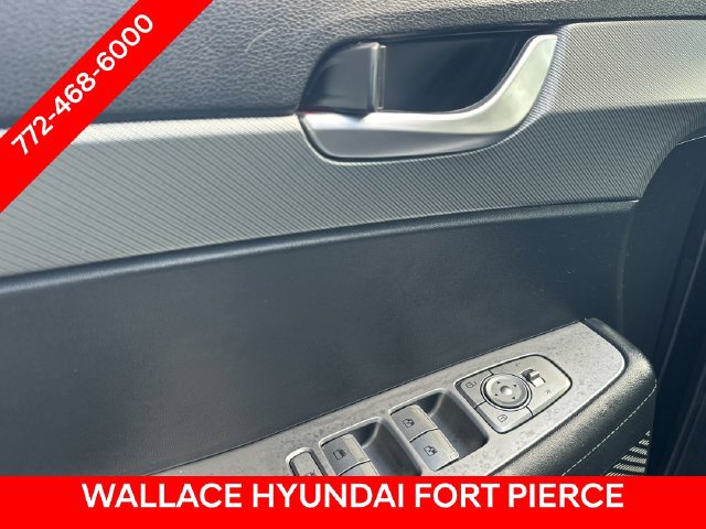 Used 2023 Hyundai Palisade SEL FWD image 17