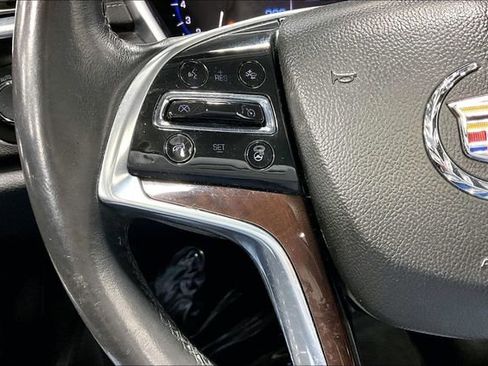 Used 2015 Cadillac SRX Luxury w/ Driver Awareness Package FWD image 12