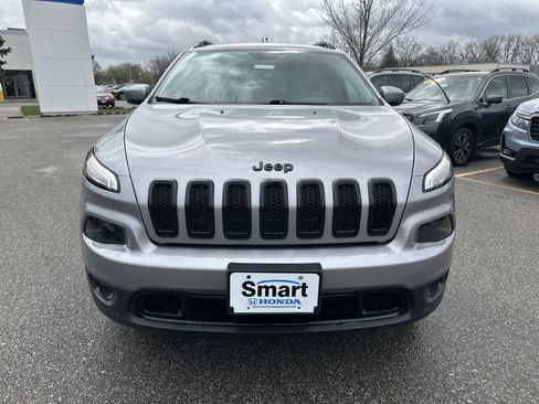 Used 2018 Jeep Cherokee Limited w/ High Altitude Package image 8