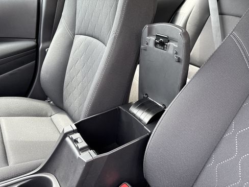 Used 2025 Toyota Corolla LE FWD image 26