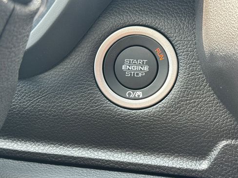 New 2026 RAM 2500 Laramie AWD/4WD image 21
