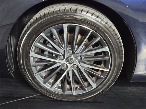 Used 2022 Lexus ES 350 w/ Premium Package image 12