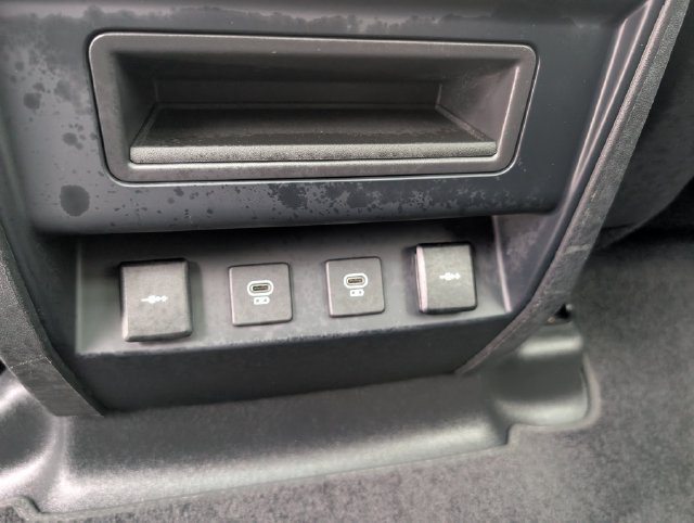 Used 2021 Land Rover Defender 110 S AWD/4WD image 14