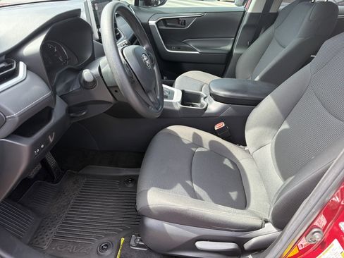 Certified 2023 Toyota RAV4 LE FWD image 19