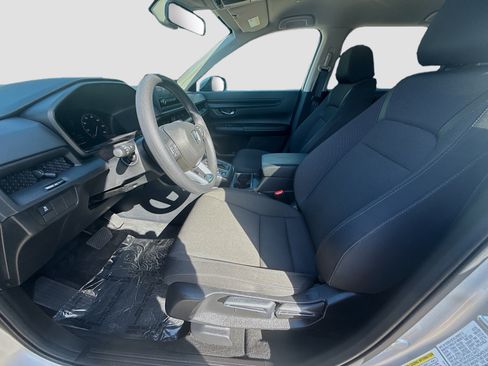 Used 2025 Honda CR-V LX image 18