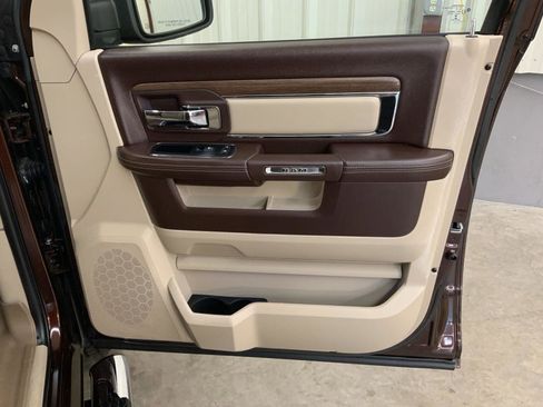 Used 2015 RAM 1500 Laramie w/ Convenience Group AWD/4WD image 29