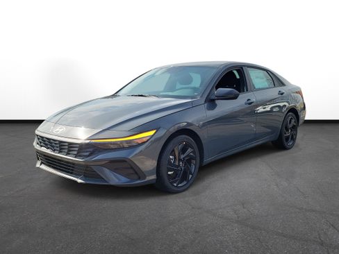 New 2026 Hyundai Elantra Sport FWD image 2