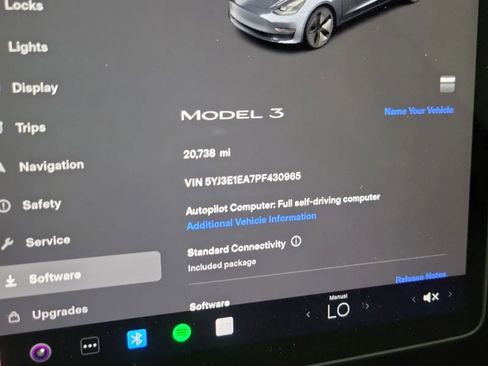 Used 2023 Tesla Model 3 Standard Range image 5