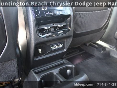 Used 2021 Jeep Grand Cherokee L Overland w/ Luxury Tech Group IV image 33