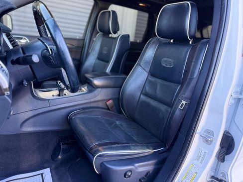 Used 2014 Jeep Grand Cherokee Overland AWD/4WD image 13