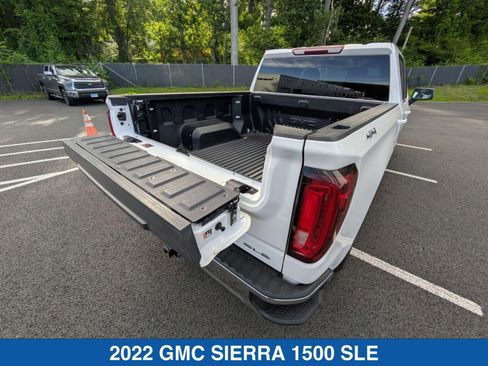 Used 2022 GMC Sierra 1500 SLE image 33