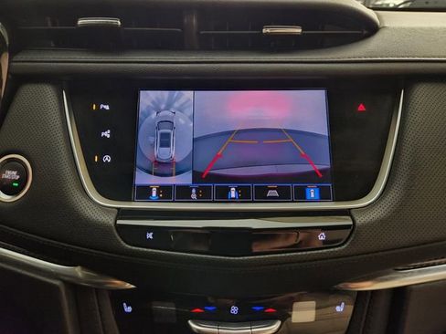 Used 2022 Cadillac XT5 Sportv w/ Technology Package image 18