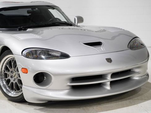 Used 1999 Dodge Viper GTS image 25