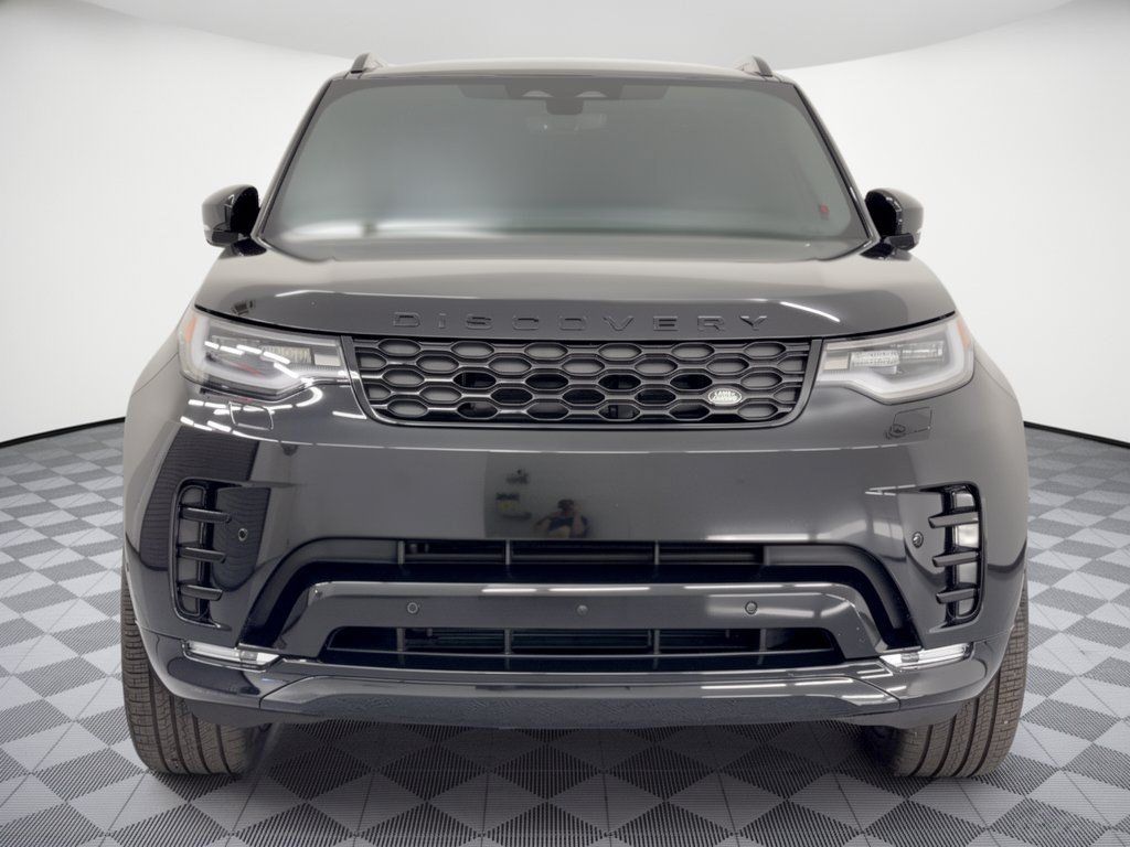 Certified 2026 Land Rover Discovery Dynamic SE AWD/4WD image 6