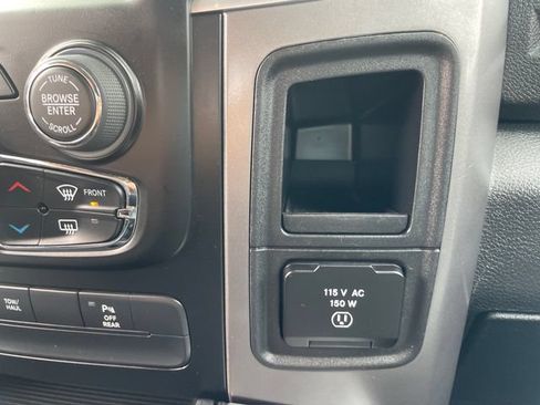 Used 2021 RAM 1500 Classic SLT w/ Trailer Tow Group AWD/4WD image 28