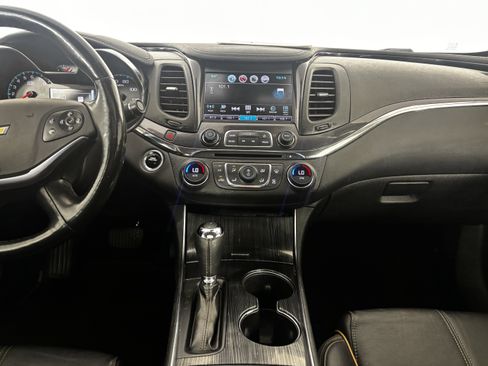 Used 2017 Chevrolet Impala Premier w/ Enhanced Convenience Package image 26