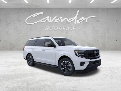 New 2026 Ford Expedition Active RWD image 8
