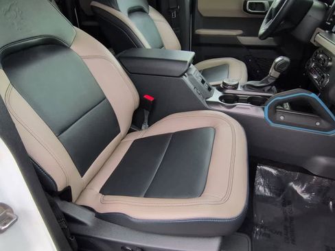 Used 2023 Ford Bronco Wildtrak AWD/4WD image 20