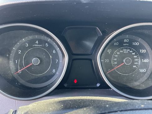 Used 2013 Hyundai Elantra GLS w/ Preferred Pkg image 12