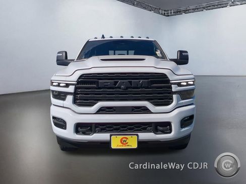 New 2026 RAM 2500 Limited AWD/4WD image 2