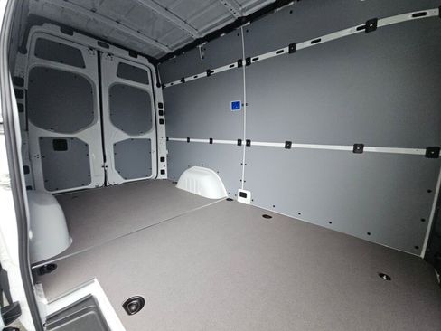 New 2025 Mercedes-Benz Sprinter 2500 image 16
