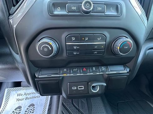 Used 2022 Chevrolet Silverado 1500 Custom Trail Boss image 23