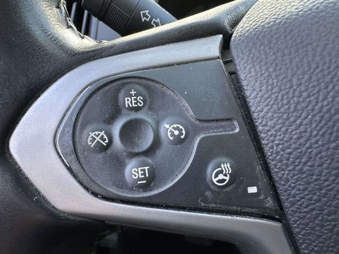 Used 2022 Chevrolet Colorado ZR2 w/ ZR2 Midnight Special Edition image 28